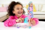 Barbie - Super Chioma Bambola con abito a stelle, capelli fantasia lunghi 21,6cm, abito, 15 accessori alla moda - 8 con effetto cambia colore, Giocattolo per Bambini 3+ Anni - immagine 3