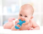 Clementoni - 17343 - Disney Baby Mickey Anello Mordicchioso - Gioco Dentizione E Massaggia Gengive Per Neonati, Bambino 0 - 18 Mesi - immagine 2