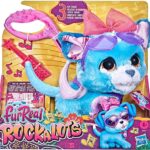 FurReal Rockalots, Cucciolo Giocattolo interattivo Che Cammina con Musica, 3 Canzoni Divertenti, Effetti sonori, 3 Accessori a Tema, dai 4 Anni in su