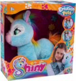 Giochi Preziosi Emotion Pets, Shiny Peluche Unicorno, Giochi Bambini 3 Anni +, Peluche Interattivo con Spazzola e 2 Fermagli Colorati Inclusi, Color Azzurro e Criniera e Coda Color Arcobaleno