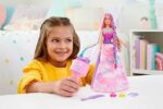 Barbie - Bambola Barbie Dreamotpia Chioma da Favola 2023, capelli fantasia con treccia e piega, extension arcobaleno, strumento per lo styling e accessori, Giocattoli per Bambini 3+ Anni - immagine 2