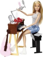 Barbie Musician Doll & Accessories, Music-Themed Playset with Guitar, Keyboard, 2 Mics & More, Blonde Doll - immagine 2