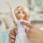 Frozen II musical Elsa Cantante Francese - immagine 4