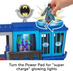 Fisher-Price Imaginext DC Super Friends Prigione di Gotham City Batman e Joker - immagine 3